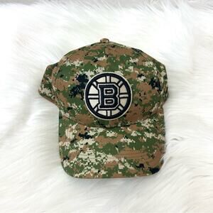 Fanatics Boston Bruins NHL Authentic Pro Camo Hat